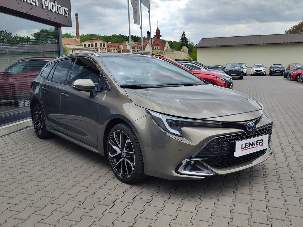 Toyota Corolla Kombi 2,0 l 144 kw