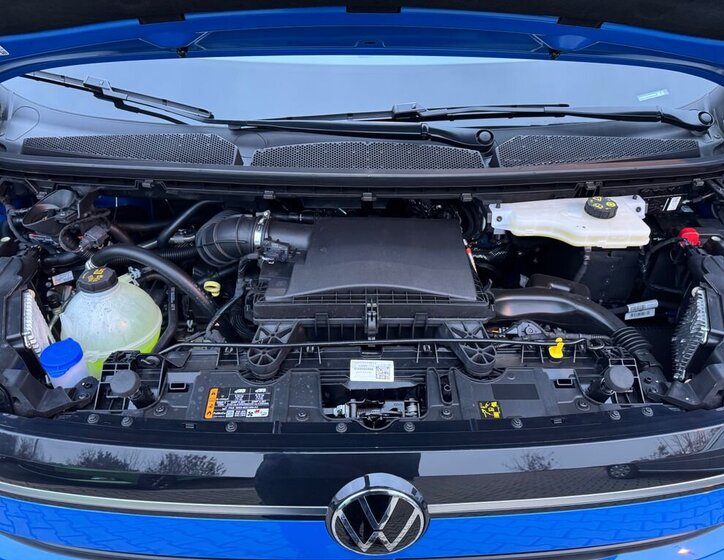 Volkswagen Caravelle 44