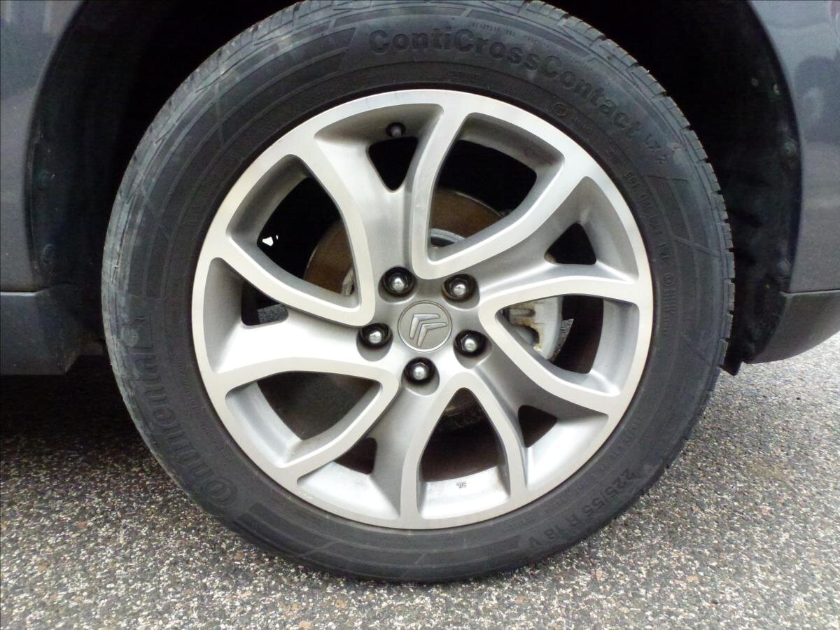 Citroën C-Crosser SUV 2,2 l 115 kw