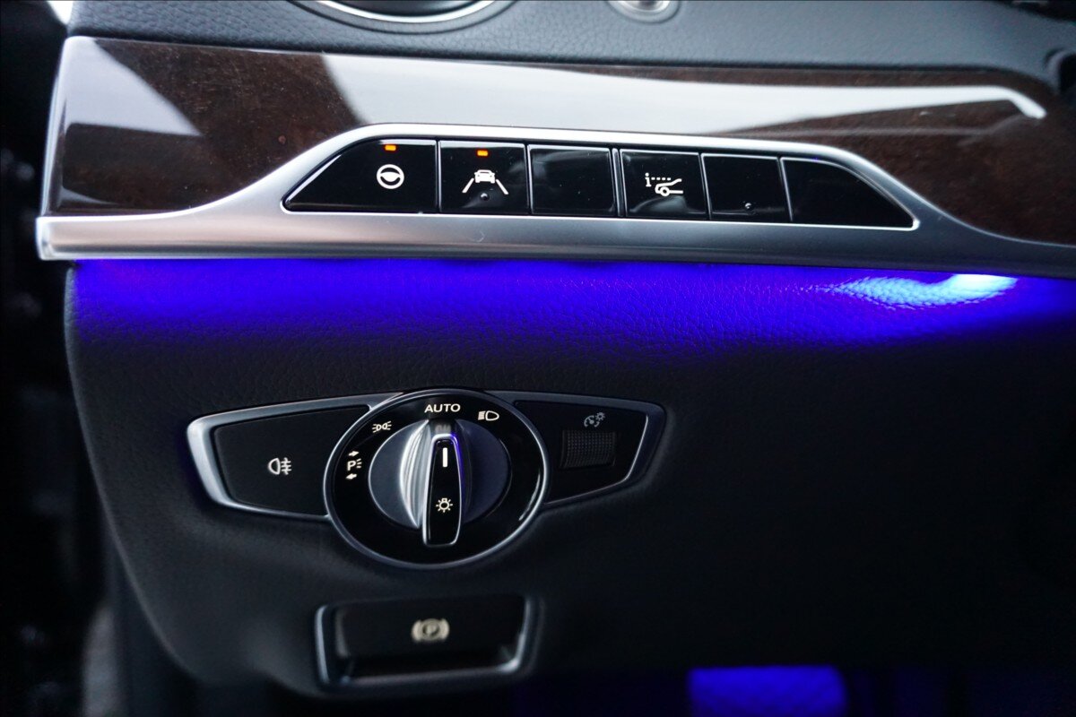 Mercedes-Benz Třídy S