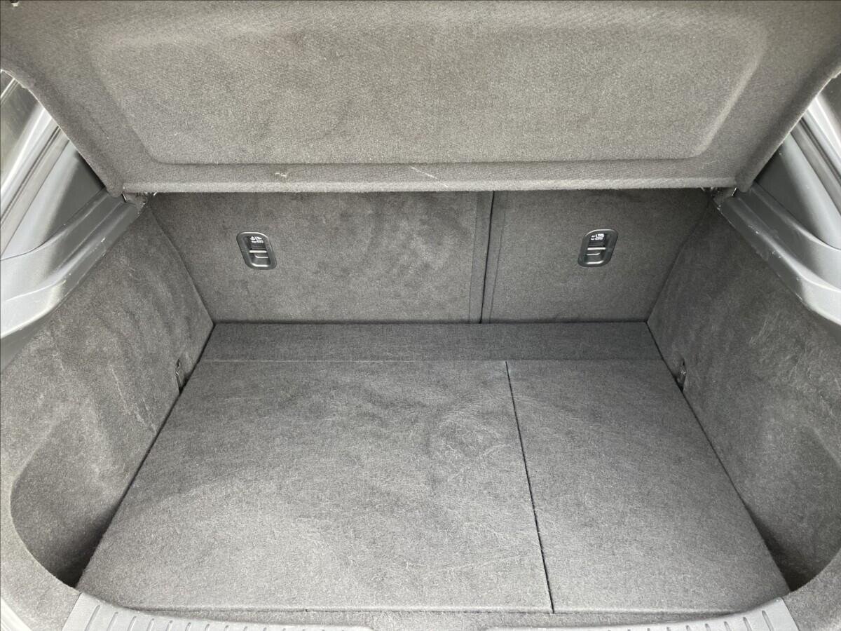 Mazda CX-30 Kombi 2,0 l 137 kw
