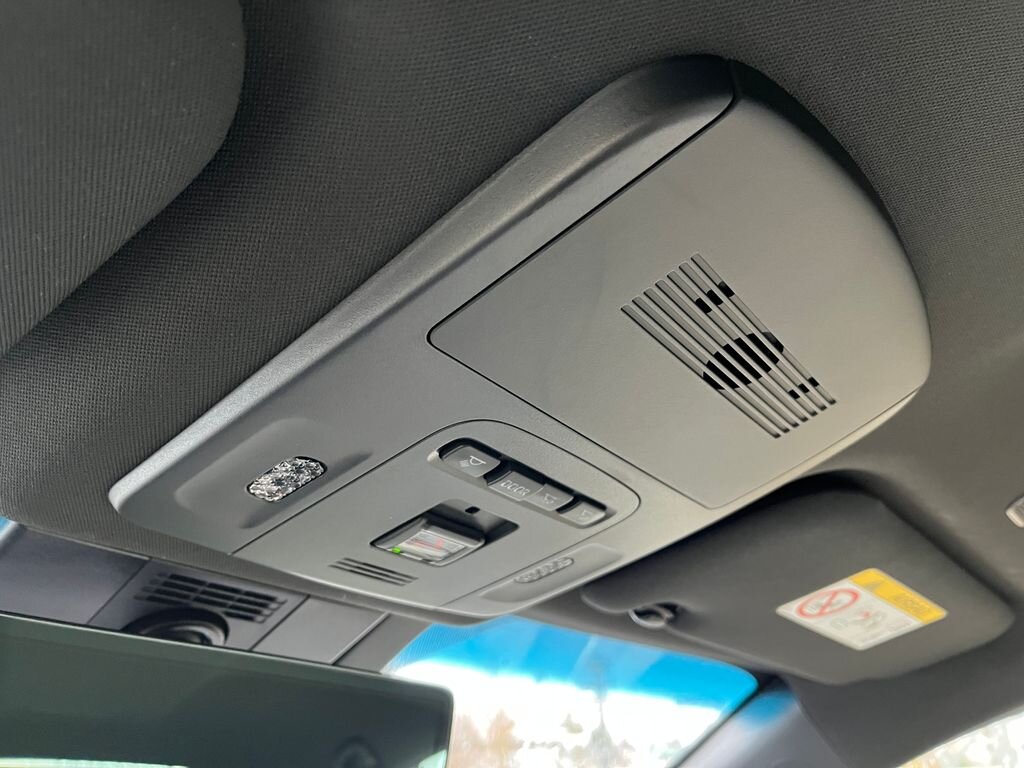 Toyota Camry Sedan 2,5 l 137 kw