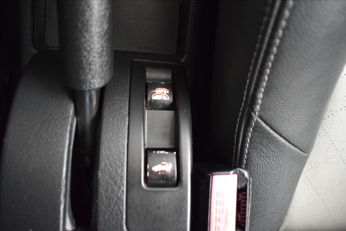 Peugeot 207 Kabriolet 1,6 l 88 kw