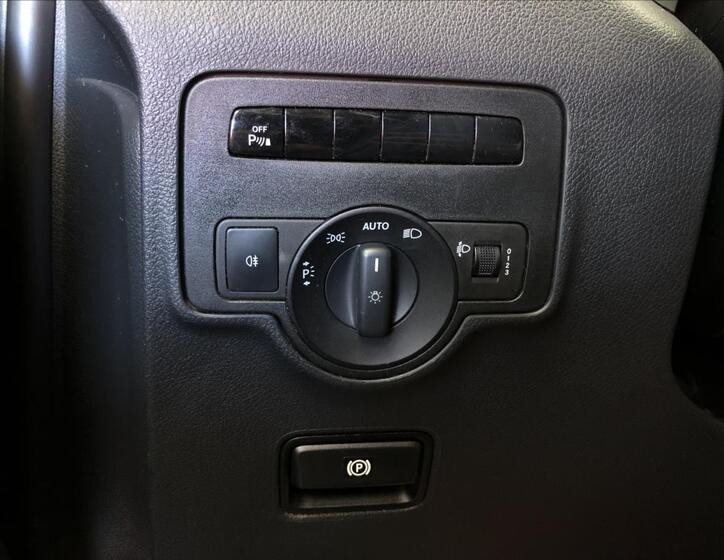 Mercedes-Benz Vito 20