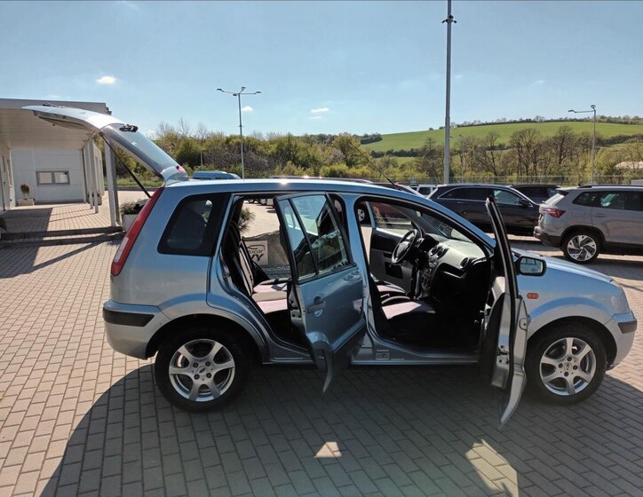 Ford Fusion Hatchback 1,4 l 59 kw