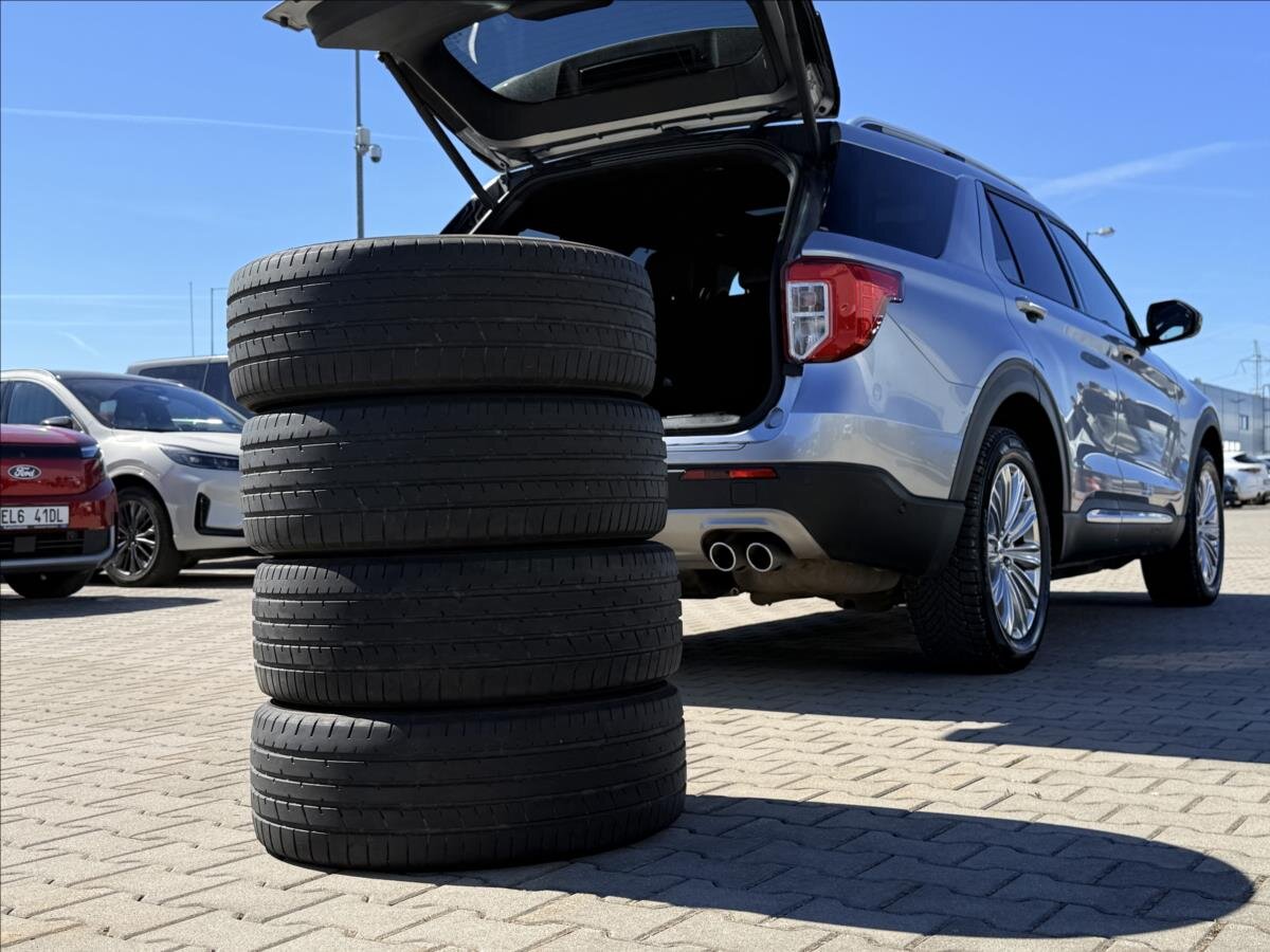 Ford Explorer SUV / Terénní 3,0 l 336 kw