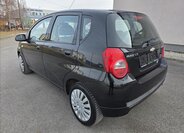 Chevrolet Aveo 4