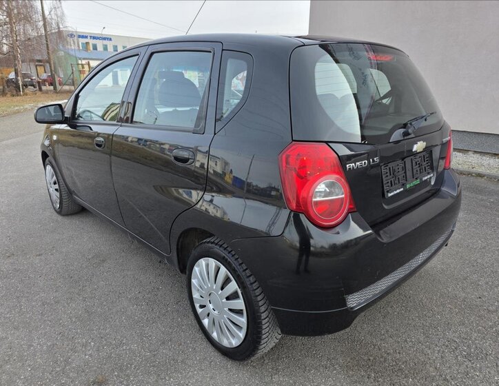 Chevrolet Aveo 4