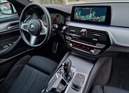 BMW Řada 5 36
