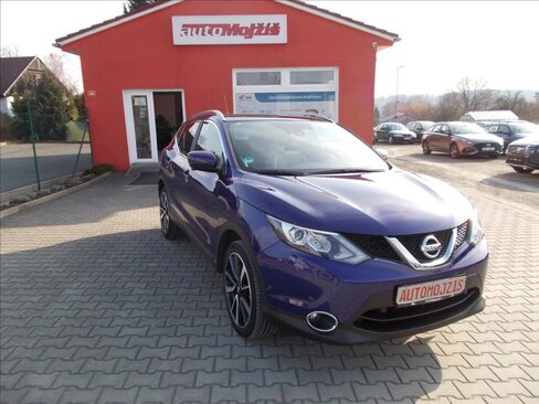 Nissan Qashqai SUV / Terénní 1,6 l 120 kw