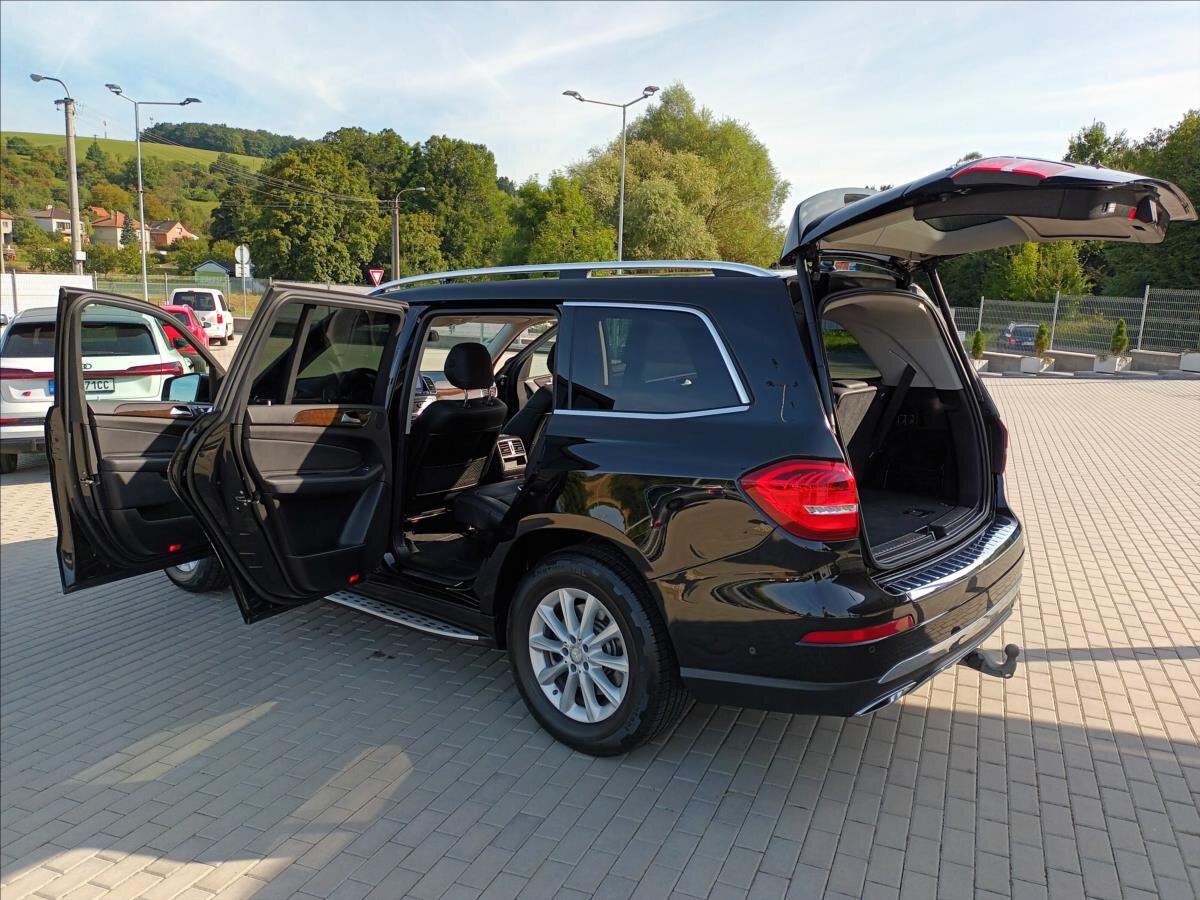 Mercedes-Benz GLS SUV / Terénní 3,0 l 190 kw