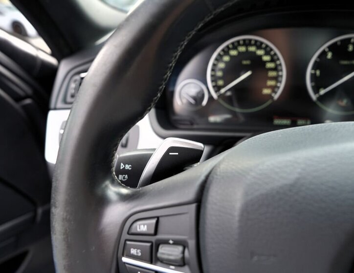 BMW Řada 5 Sedan / Limuzína 3,0 l 190 kw