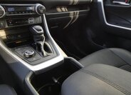 Toyota RAV4 SUV / Terénní 2,5 l 131 kw