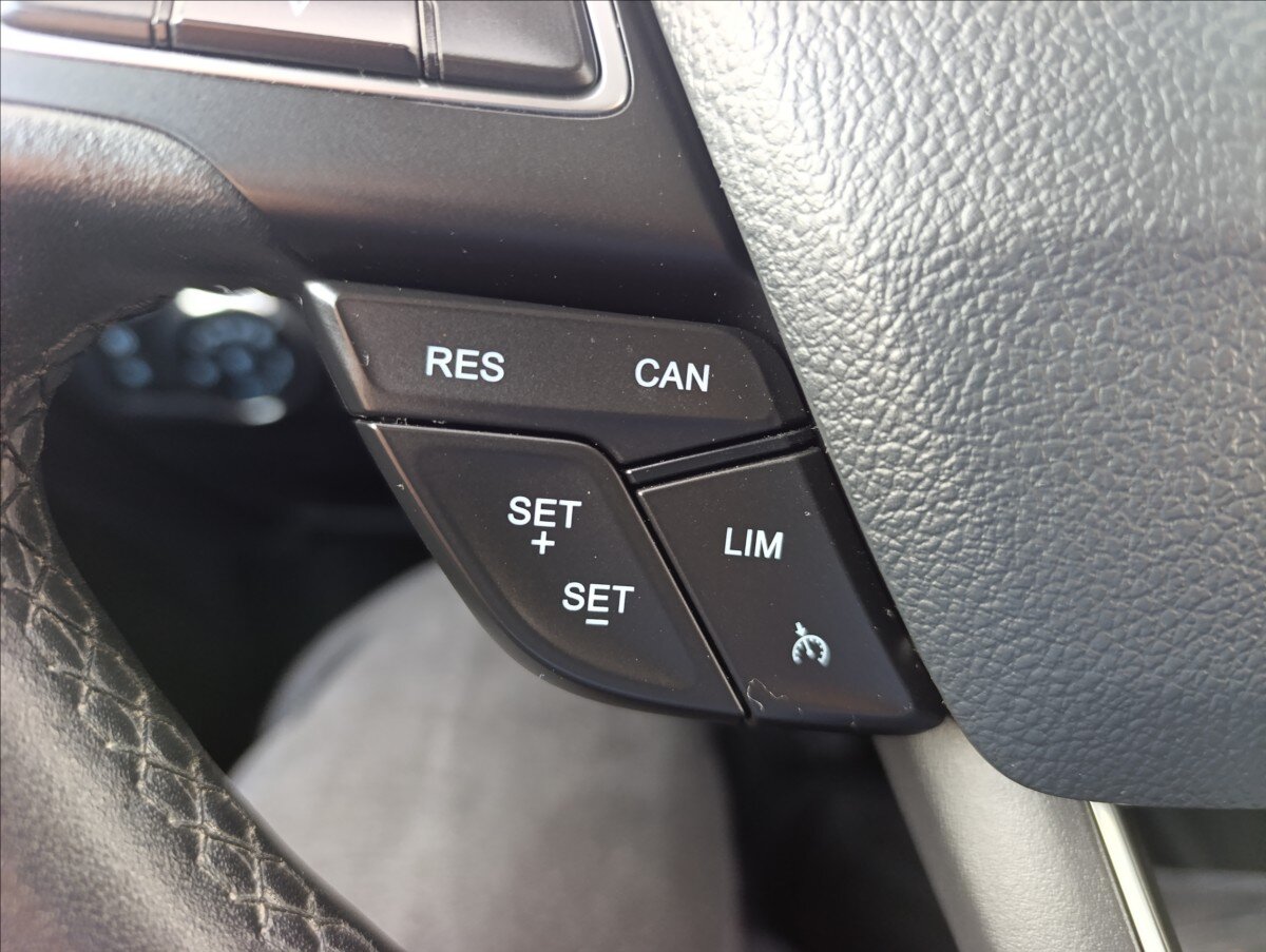 Ford EcoSport SUV 998,0 92 kw