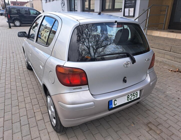 Toyota Yaris Hatchback 1,4 l 55 kw