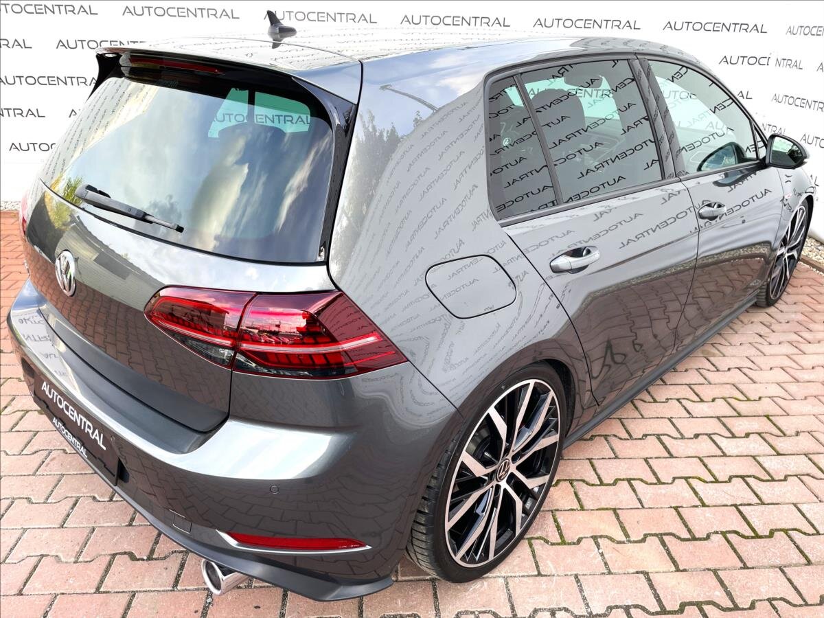 Volkswagen Golf Hatchback 2,0 l 210 kw