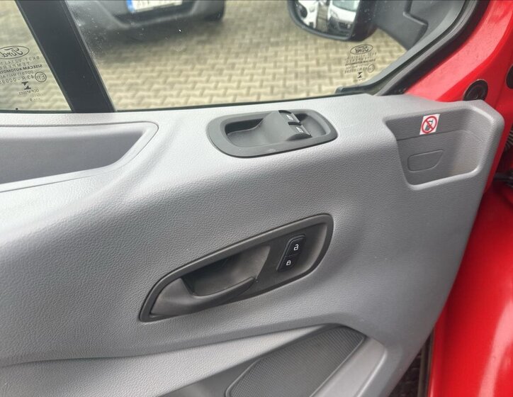Ford Transit 14
