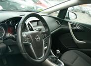 Opel Astra 9