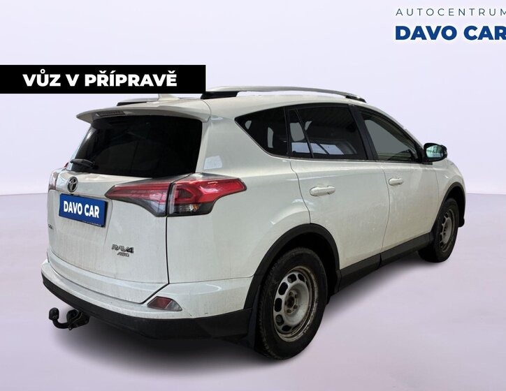 Toyota RAV4 SUV / Terénní 2,0 l 112 kw