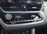 Toyota Corolla Cross 16