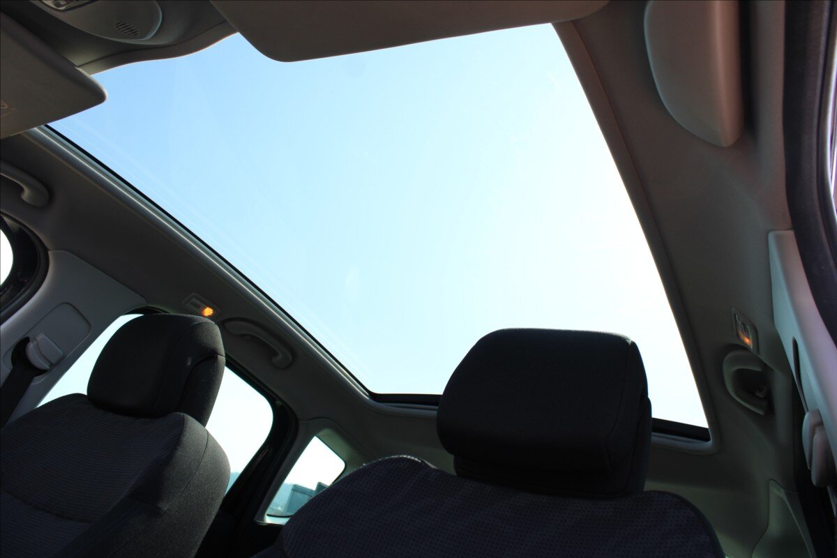 Peugeot 3008 MPV 1,6 l 80 kw
