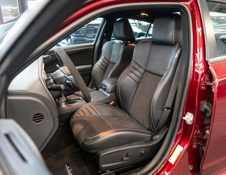 Dodge Charger Sedan / Limuzína 6,2 l 527 kw