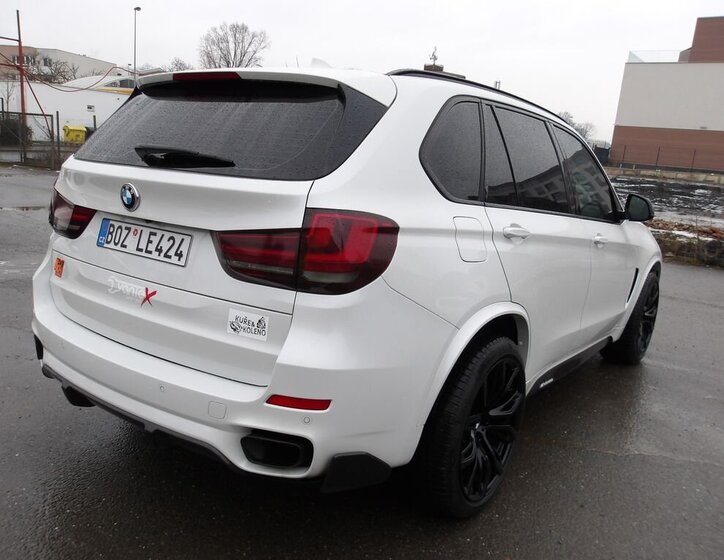 BMW X5 SUV 3,0 l 280 kw
