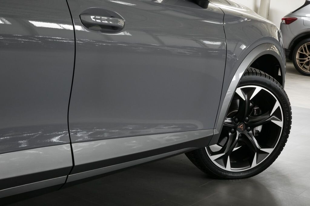 Cupra Formentor SUV / Terénní 2,0 l 140 kw