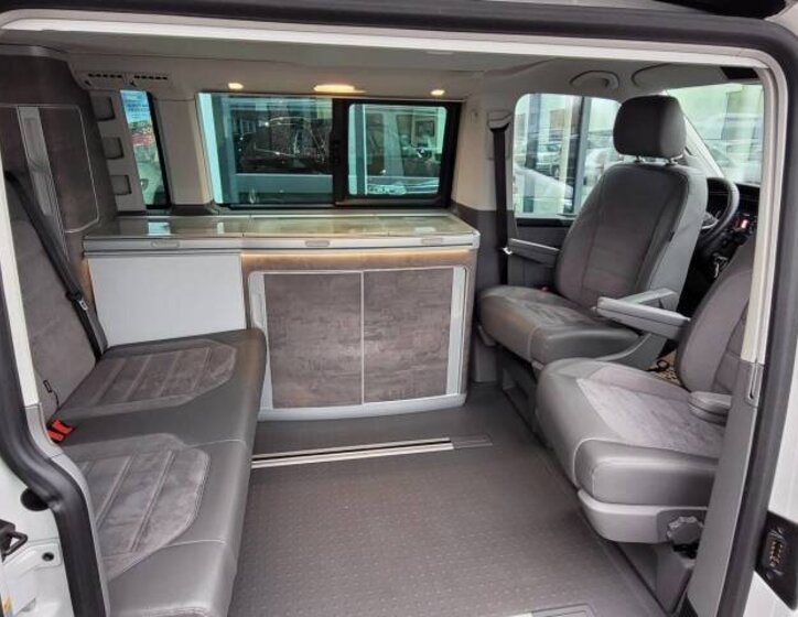 Volkswagen California VAN-Minibus 2,0 l 110 kw