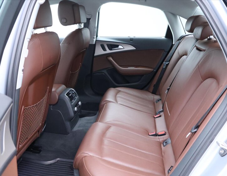 Audi A6 Sedan / Limuzína 3,0 l 235 kw