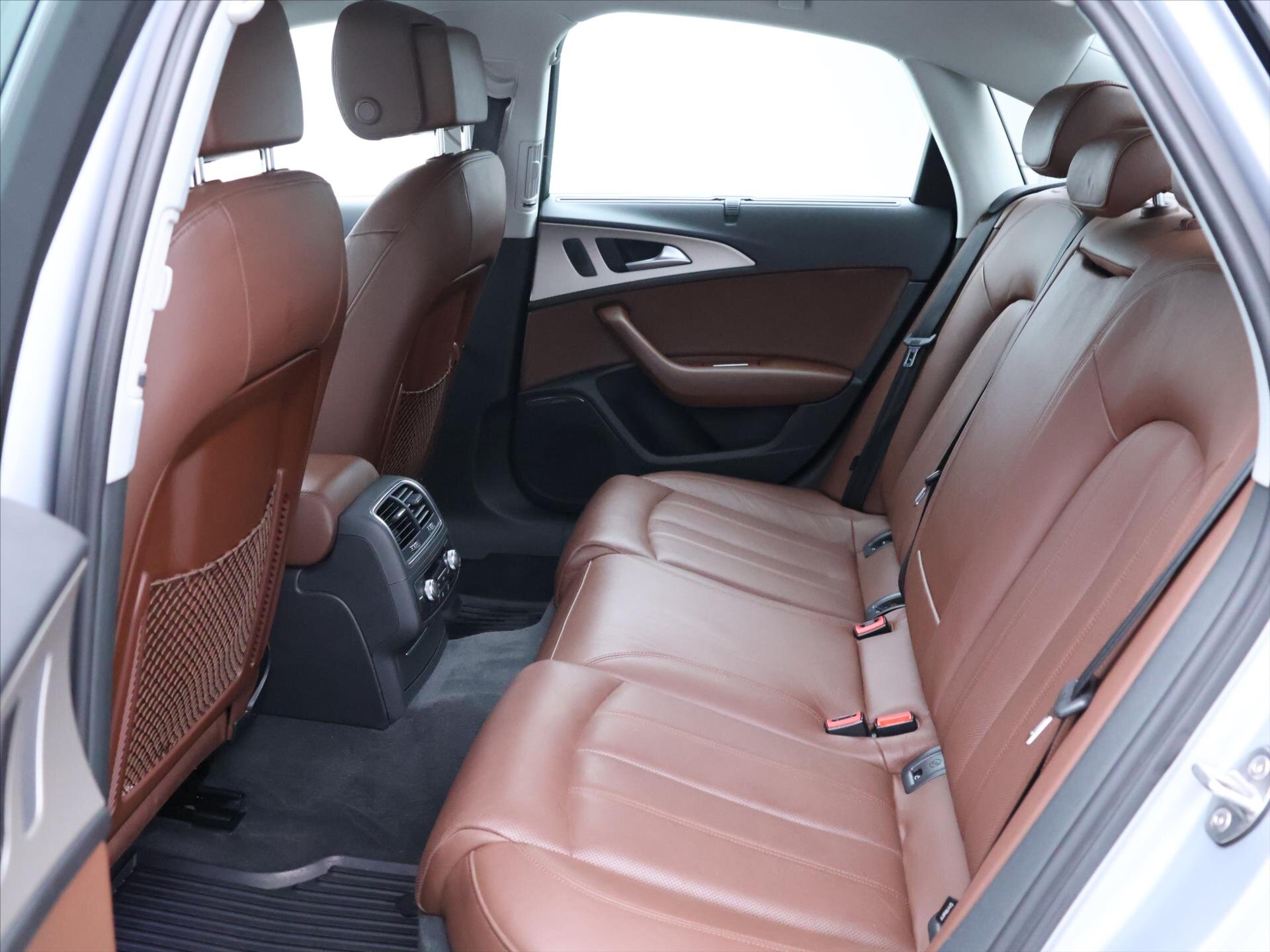 Audi A6 Sedan / Limuzína 3,0 l 235 kw