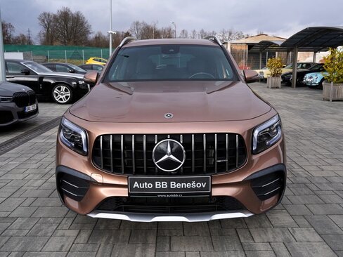 Mercedes-Benz GLB SUV / Terénní 2,0 l 225 kw