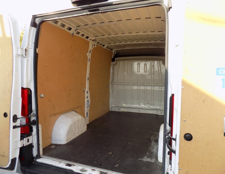 Peugeot Boxer 9