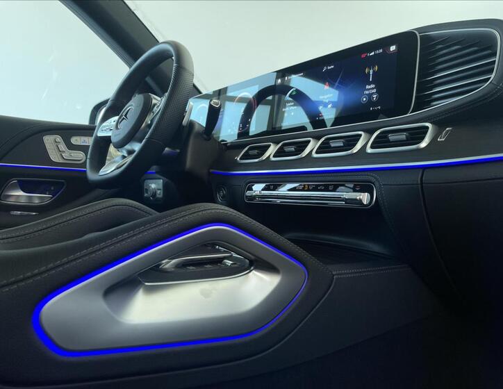 Mercedes-Benz GLS 16