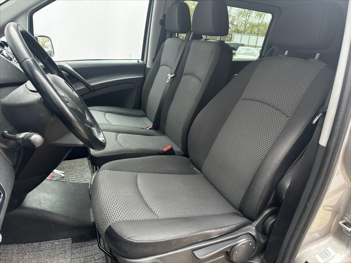 Mercedes-Benz Vito Kombi 2,1 l 120 kw