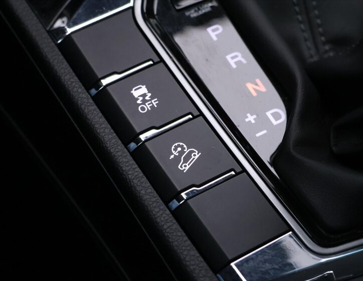 SsangYong Korando 32