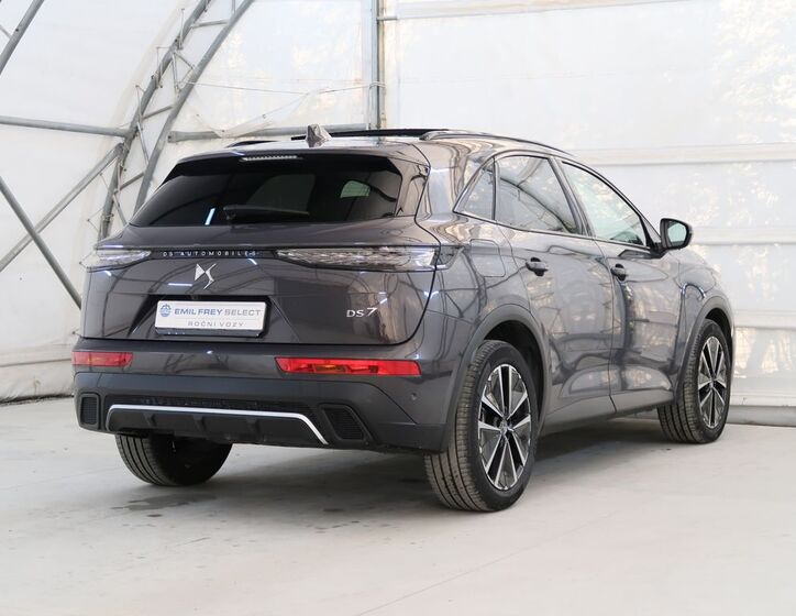 DS Automobiles DS7 Crossback 6