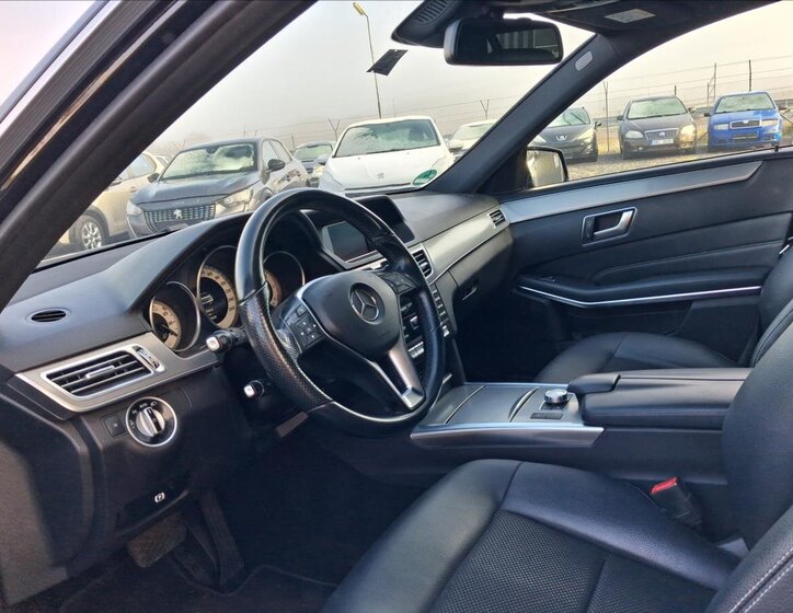 Mercedes-Benz Třídy E 13