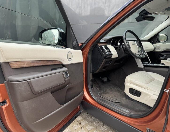 Land Rover Discovery SUV / Terénní 3,0 l 190 kw