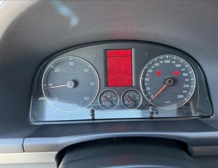 Volkswagen Touran MPV 2,0 l 103 kw