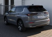 Mitsubishi Outlander SUV / Terénní 2,4 l 225 kw