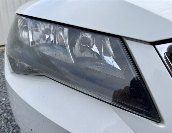 Škoda Superb Sedan / Limuzína 2,0 l 140 kw