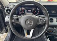 Mercedes-Benz Třídy E 8