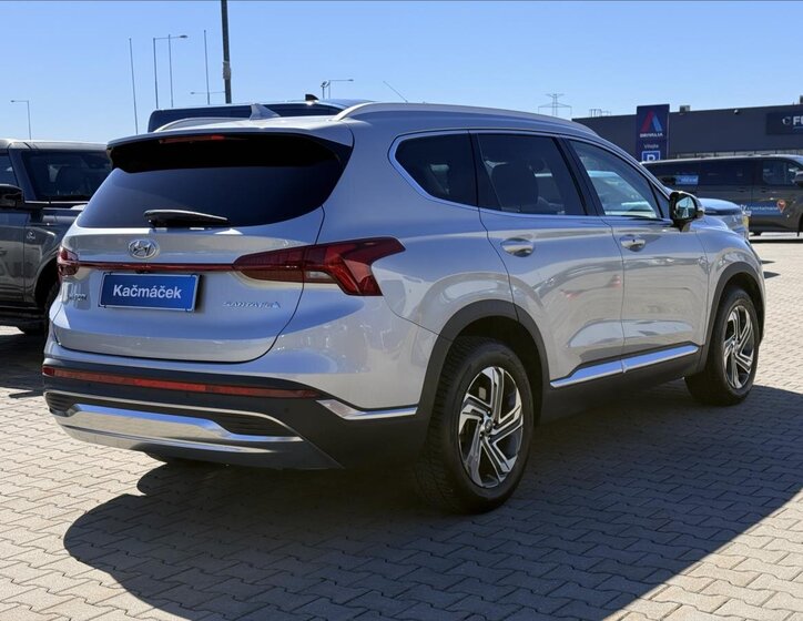 Hyundai Santa Fe SUV / Terénní 2,2 l 142 kw