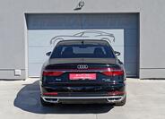 Audi A8 6