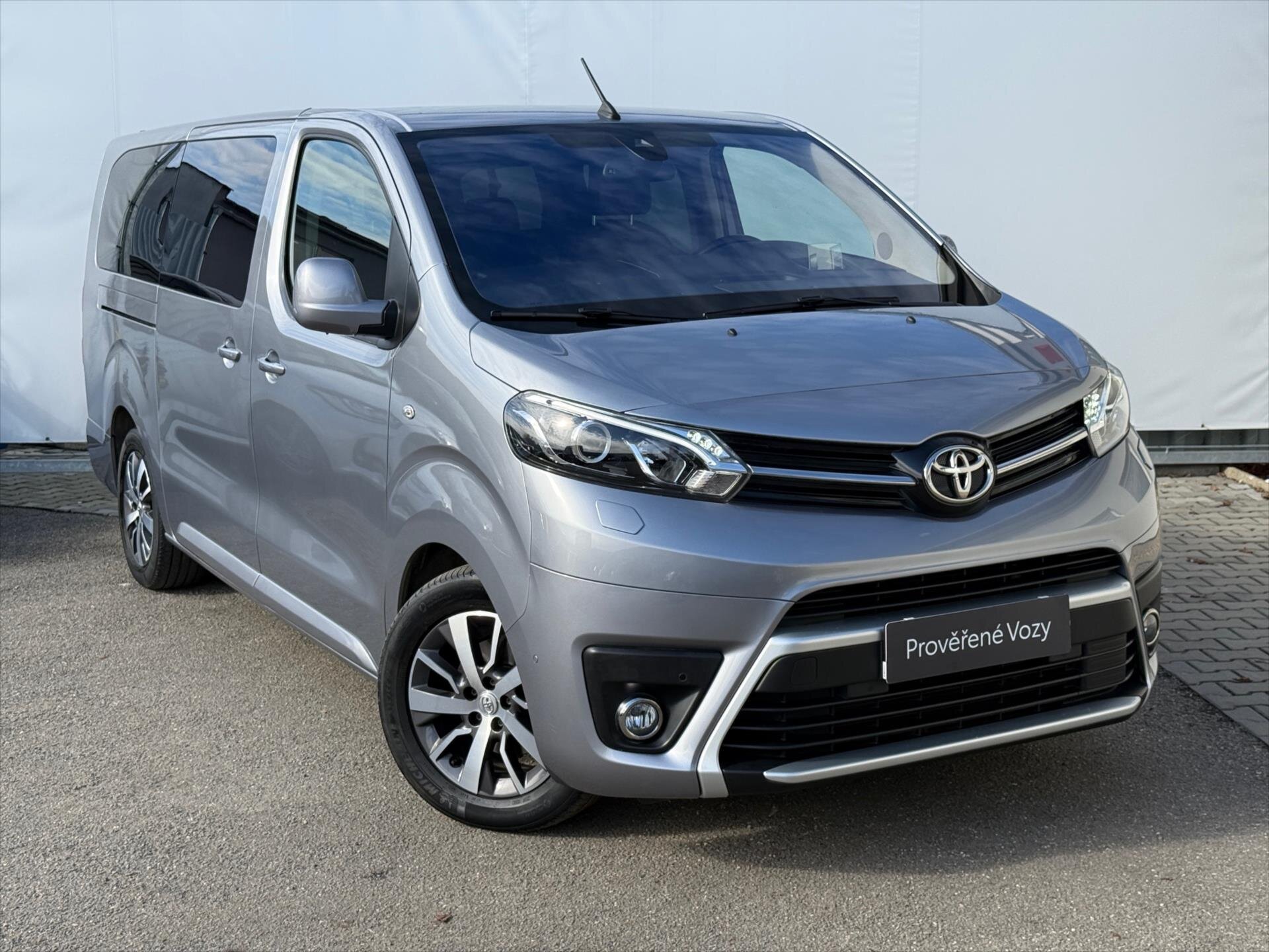 Toyota ProAce VAN-Minibus 2,0 l 130 kw