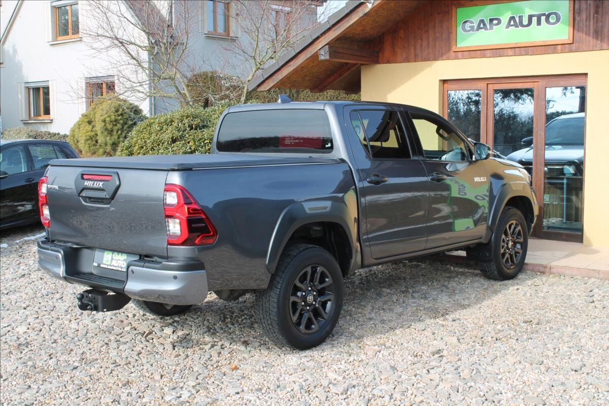 Toyota Hilux Pick-up 2,8 l 150 kw