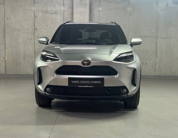 Toyota Yaris Cross 2