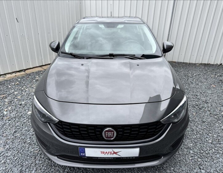 Fiat Tipo Sedan / Limuzína 1,4 l 70 kw