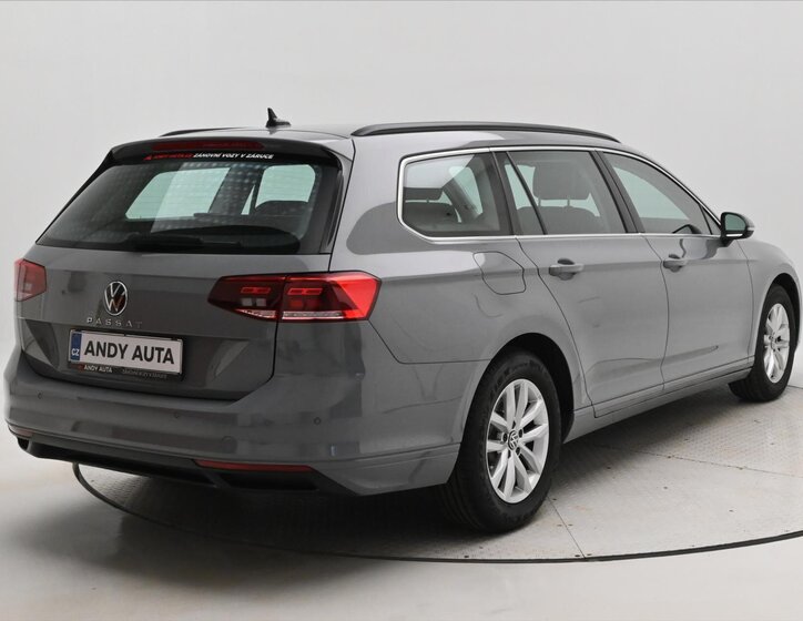 Volkswagen Passat Kombi 2,0 l 110 kw
